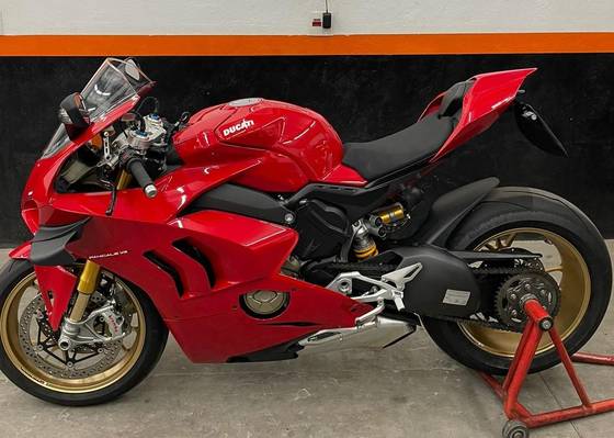 DUCATI PANIGALE V4 S DUCATI PANIGALE V4 S